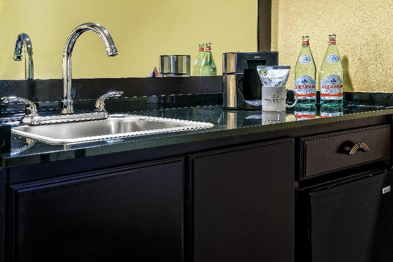 Crowne Plaza Suites Houston - Near Sugar Land Exteriör bild