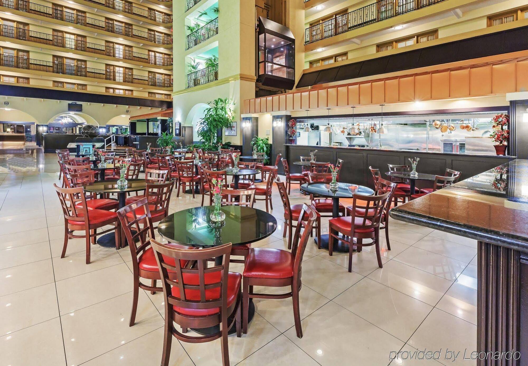Crowne Plaza Suites Houston - Near Sugar Land Exteriör bild