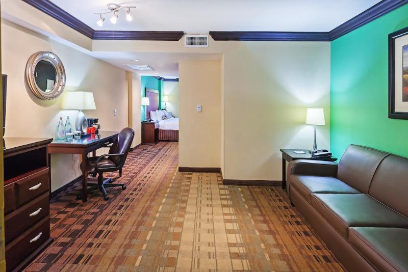 Crowne Plaza Suites Houston - Near Sugar Land Exteriör bild
