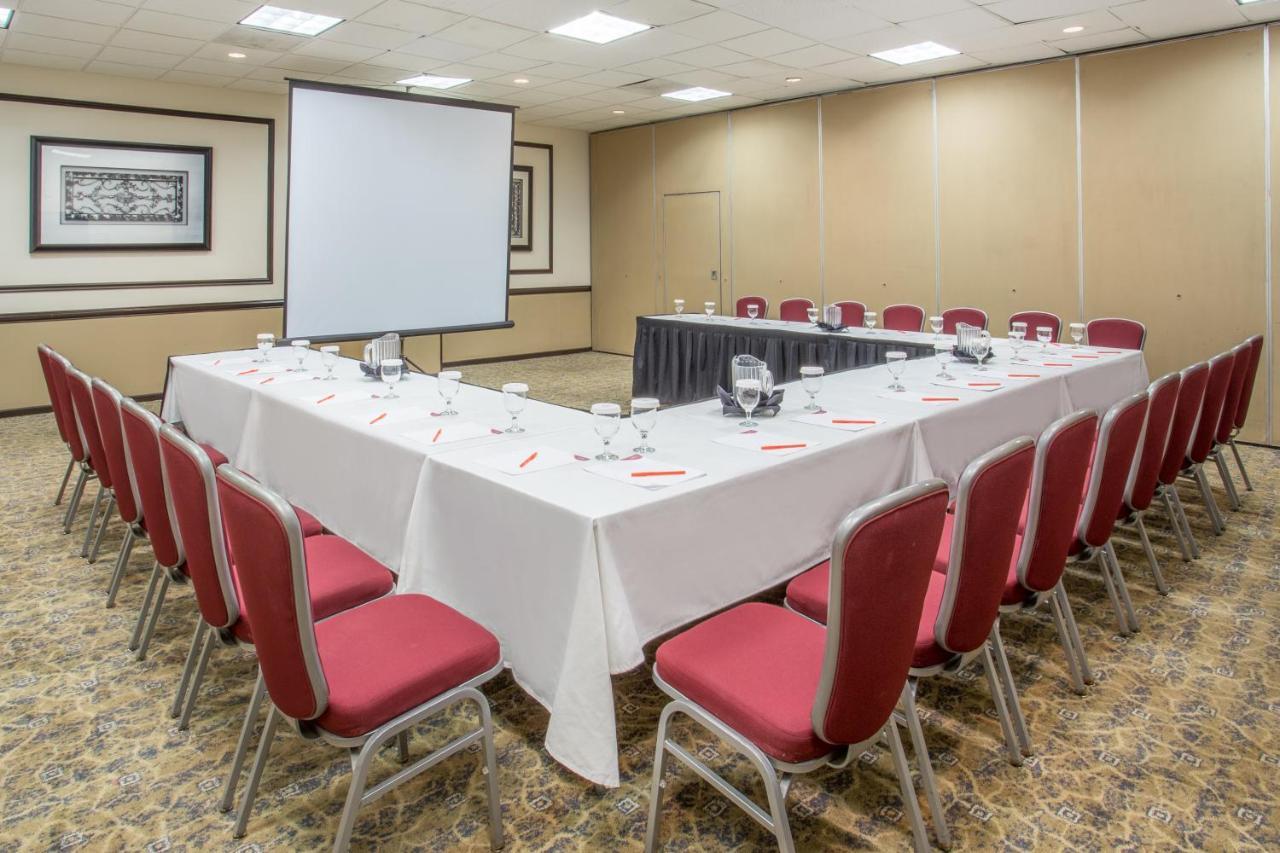 Crowne Plaza Suites Houston - Near Sugar Land Exteriör bild