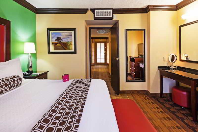 Crowne Plaza Suites Houston - Near Sugar Land Exteriör bild